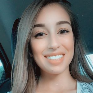 Meet your Posher, Leah